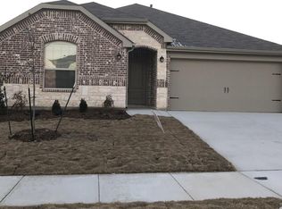 9241 Flying Eagle Ln, Fort Worth, TX 76131
