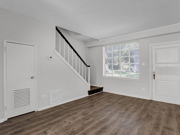 4th image of 1300 Goodbar Ave #1301-6