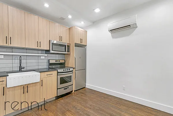 Rented by Rennit Inc. | media 1