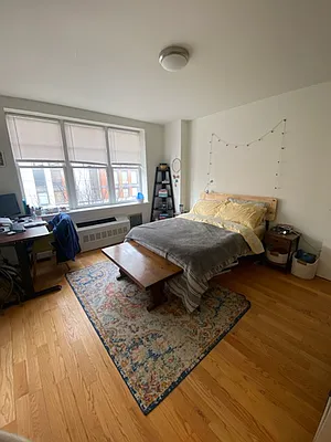 Rented by Medrash Realty | media 1