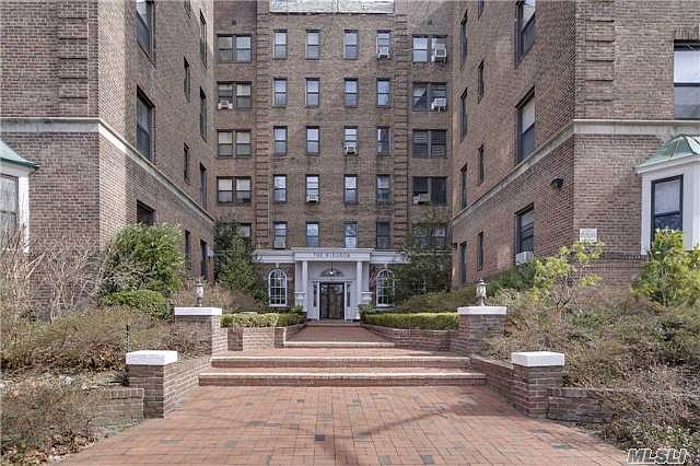 1st image of 21 Barstow Rd APT 2E