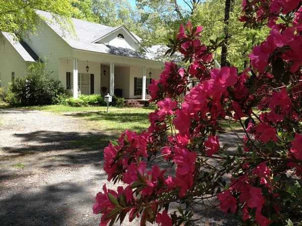 6917 Sorrells Rd, Pine Bluff, AR 71603