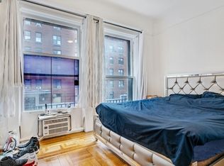 215 W 70th St #2B, New York, NY 10023