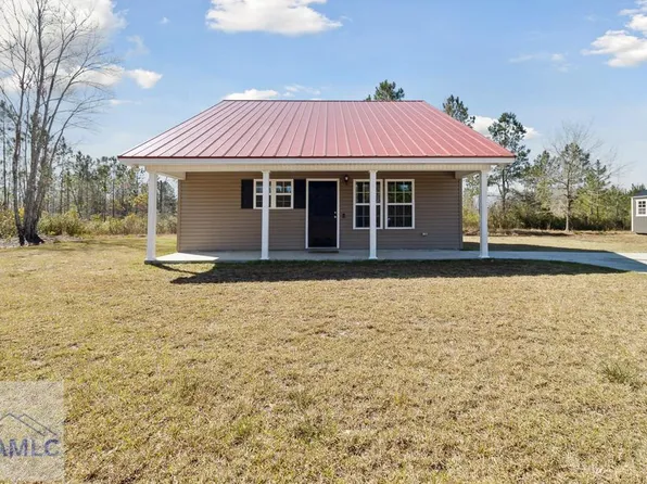 22 Cardinal Ln, Jesup, GA 31545