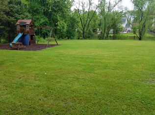 469 Devon Dr, Warrenton, VA 20186
