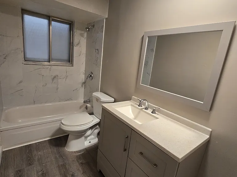 4304 Fairview Ave — Photo 14
