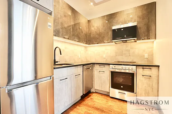 Rented by Hagstrom Management Inc | media 2