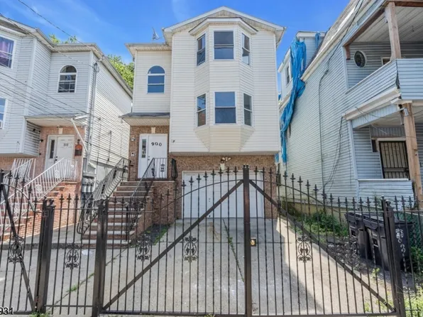 900 S 18th St, Newark City, NJ 07108