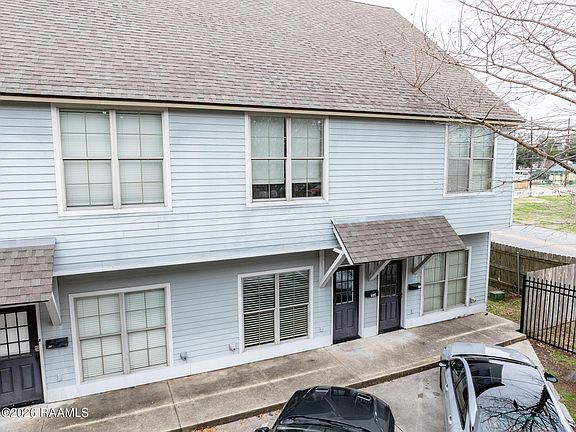 2nd image of 1402 Jefferson St Unit 102