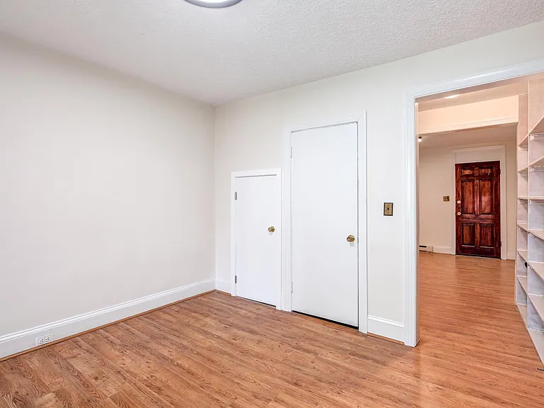 540 Newton Pl NW — Photo 8