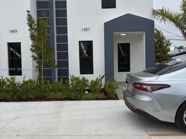 1457 NW 2nd Ave #1, Florida City, FL 33034