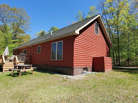 4th image of 31 Brant Lake Heights Dr