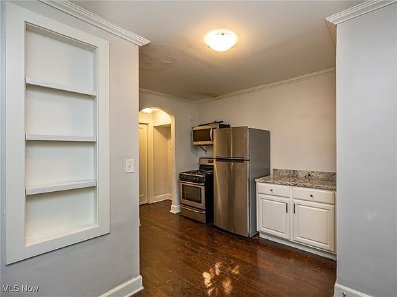 5th image of 2675 Idlewood Rd