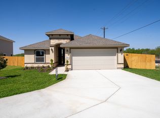 2310 N 26th Dr, Hidalgo, TX 78577