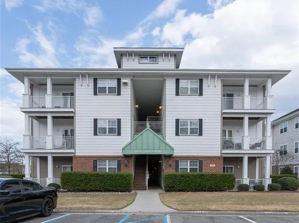 4332 Hillingdon Bnd APT 104, Chesapeake, VA 23321