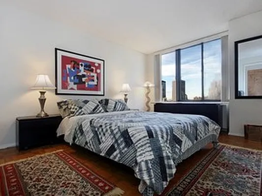 Rented by Corcoran | media 21