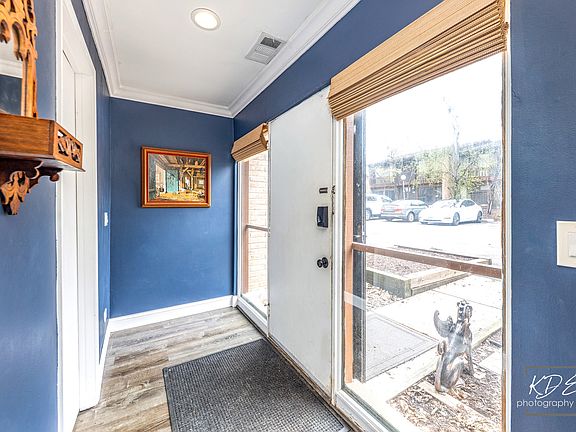 4th image of 5938 Greenview Rd