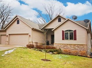 W8841 Hickory Rd, Delavan, WI 53115
