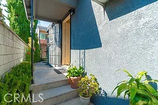 2 bed, 800 sqft, $3,500 — Photo 2