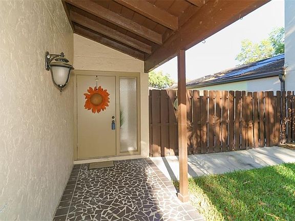4th image of 3847 Glen Oaks Manor Dr #179