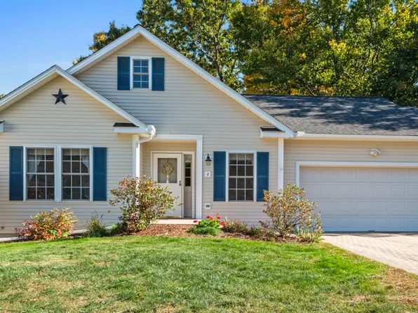 4 Cattle Crossing #4, Portland, CT 06480