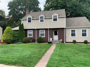 100 Lowin Ave, New Haven, CT 06515