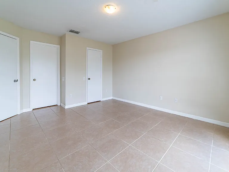 8345 Fort Thomas Way — Photo 5