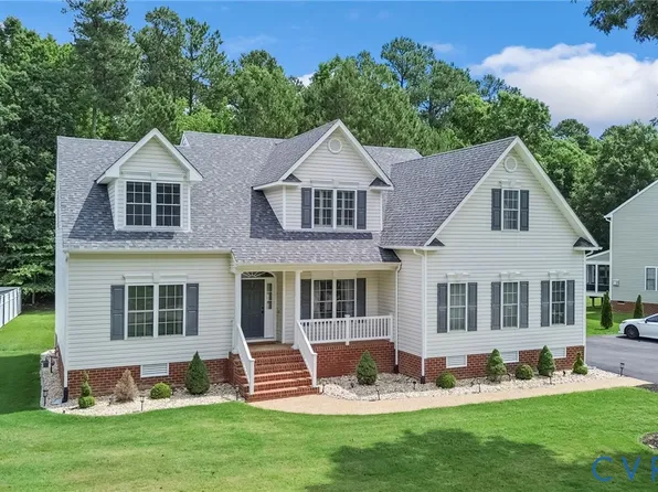 518 Greymont Ln, Chester, VA 23836