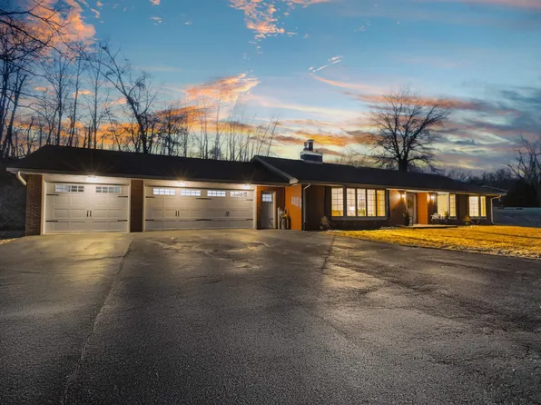 7849 Kruchten Rd, Lodi, WI 53555