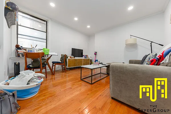 Rented by The Syper Group | media 13