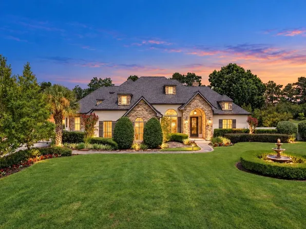 7930 Spring Village Dr, Spring, TX 77389