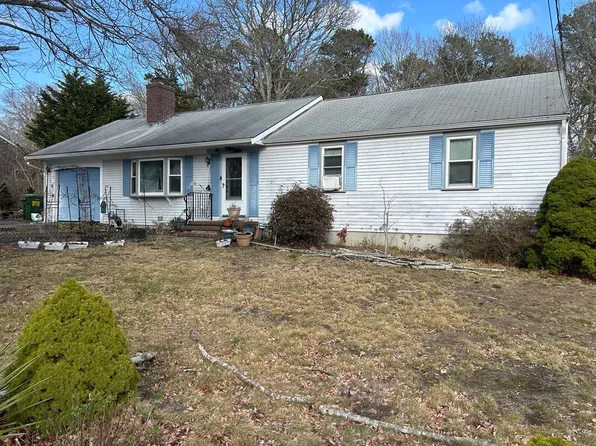 296 Buckskin Path, Barnstable, MA 02630