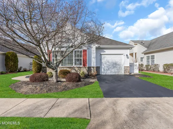 17 Florence Drive, Manchester, NJ 08759
