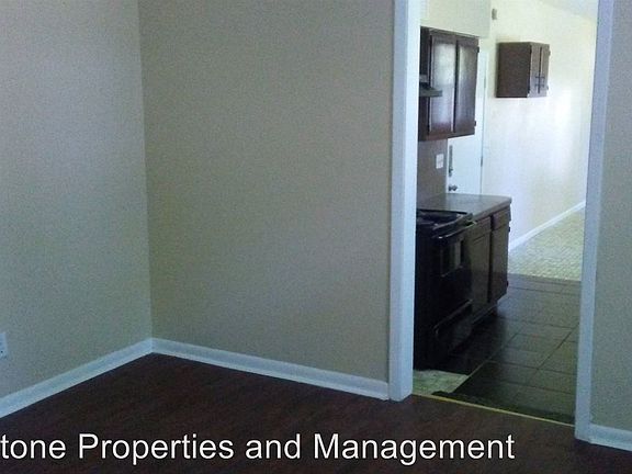 5th image of 5062 Walcott Ave
