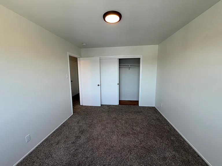 490 Talbert St #301 — Photo 4