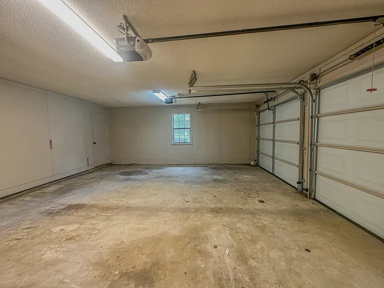 2224 S Sherwood Dr — Photo 14