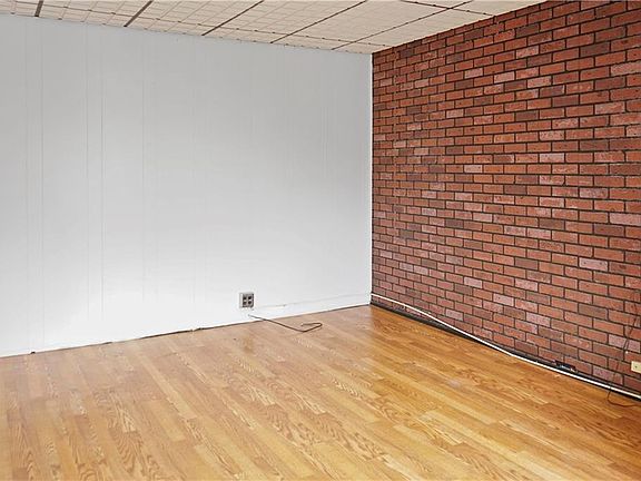 5th image of 108-21 154th St