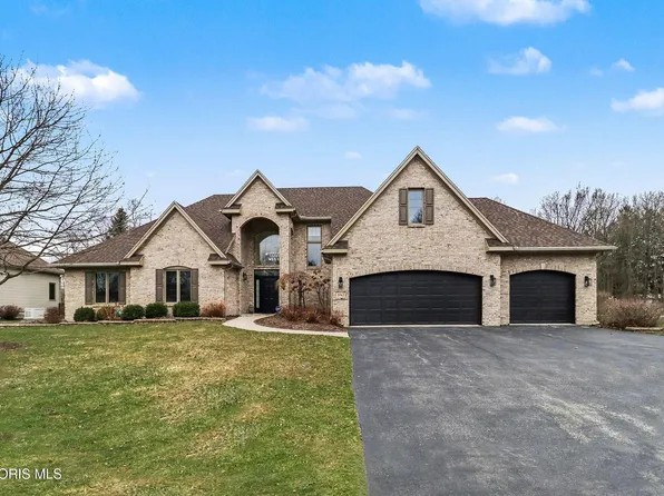 3962 Secluded Ravine Ct, Maumee, OH 43537