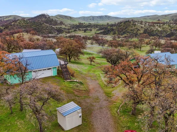 4255 Marcella Rd, Igo, CA 96047