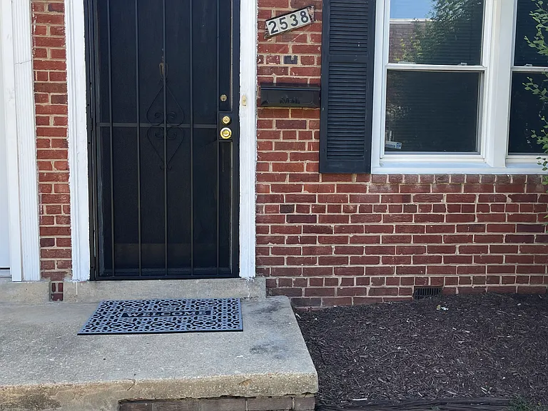 Iverson St — Photo 27