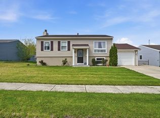 420 Healy Ave, Romeoville, IL 60446