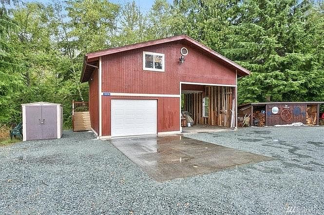 unit is above garage