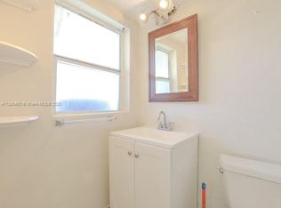 2250 NE 136th St, North Miami Beach, FL 33181