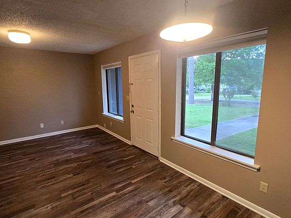 5th image of 400 N Conway St APT 12