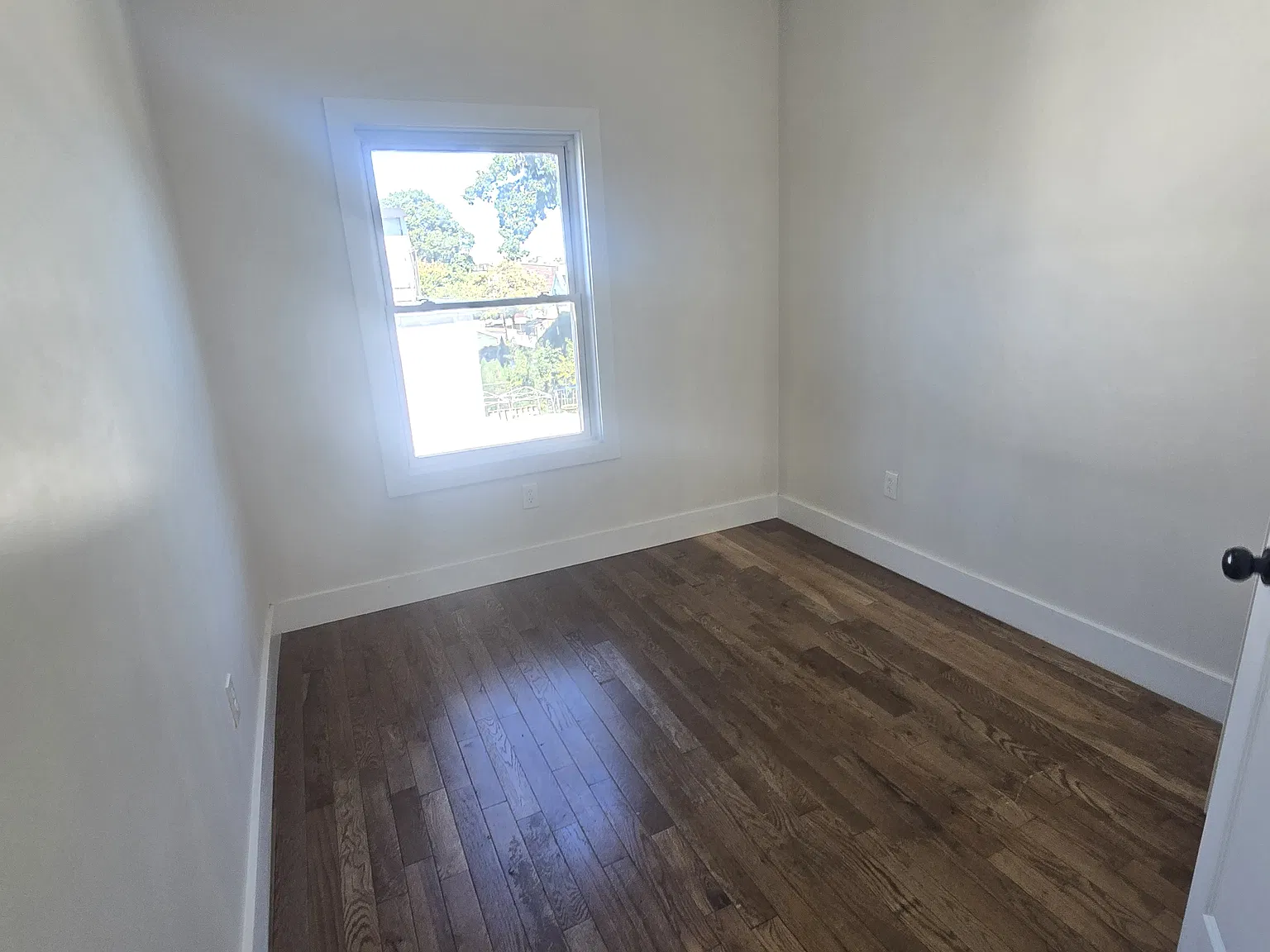 4 bed, $2,600 — Photo 3