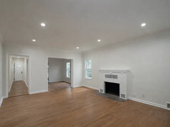 582 N Oakland Ave, Pasadena, CA 91101