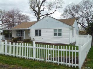 18 Mackey Rd, Garnerville, NY 10923