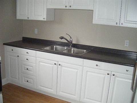 3rd image of 140 2nd Ave S