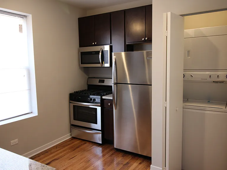 4819-21 N Christiana Ave — Photo 13
