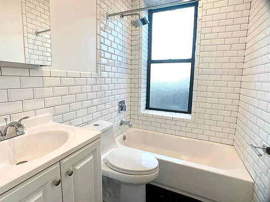 Rented by REAL New York | media 7